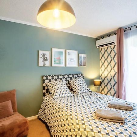 Studio Terrasse & Parking Gratuit En Residence Nîmes Exterior foto